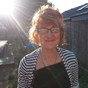 Meet your Posher, Holly